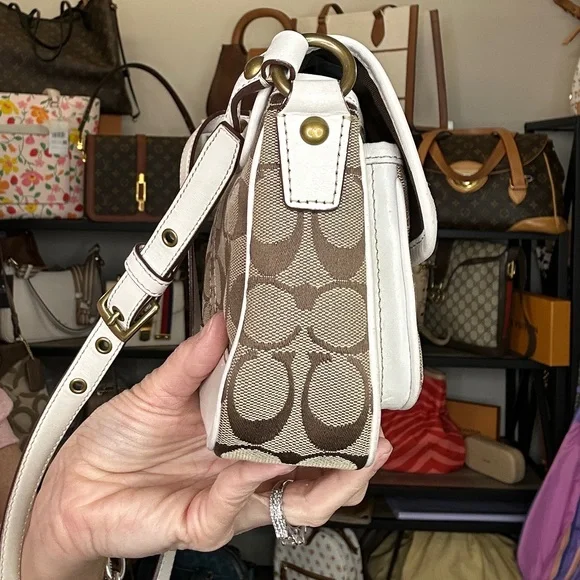 Coach Signature Turnlock Flap Crossbody Bag Khaki Brown White Trim Y2K 2007 - Picture 11 of 12